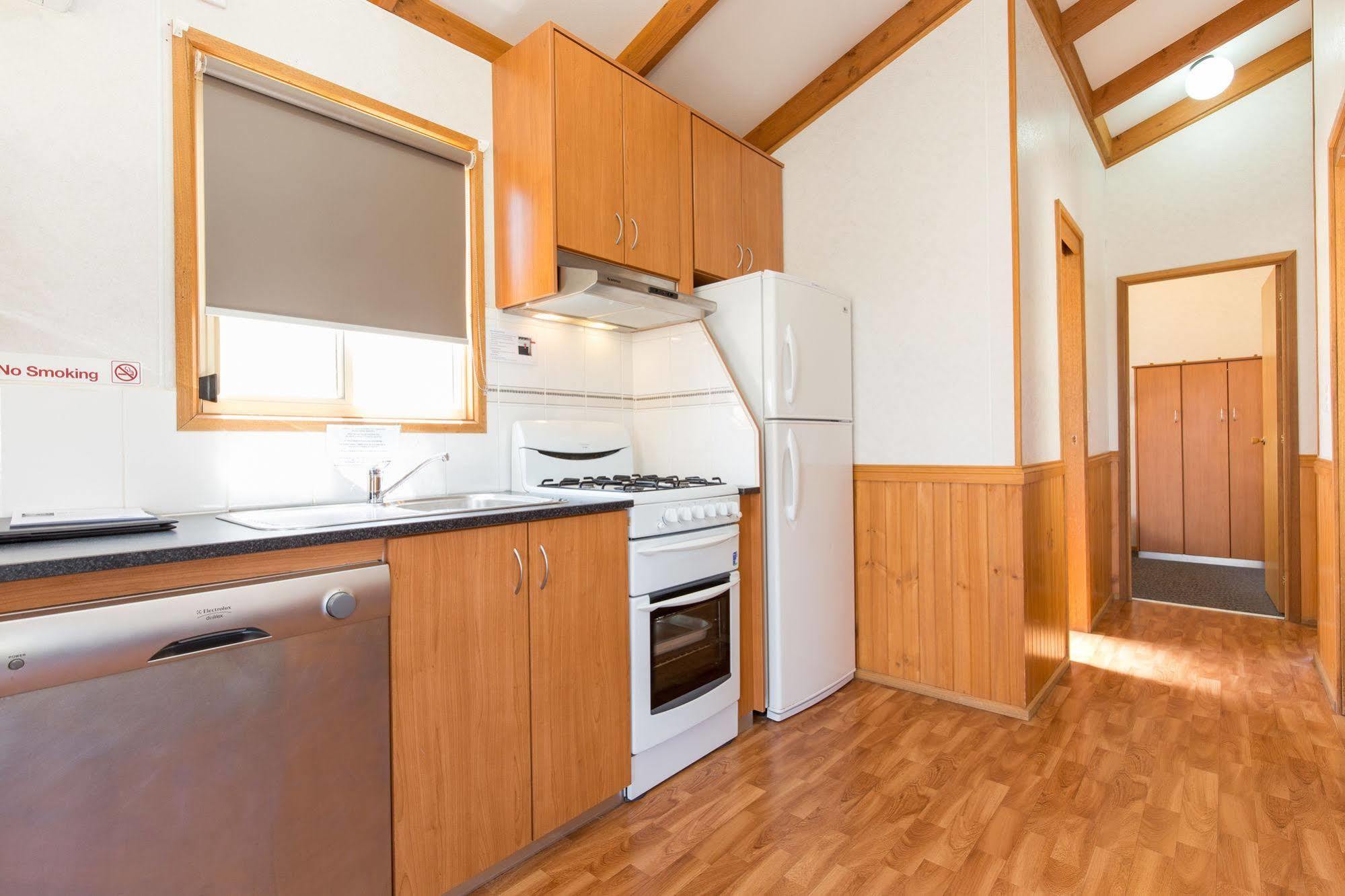 Nrma Mildura Riverside Holiday Park Экстерьер фото